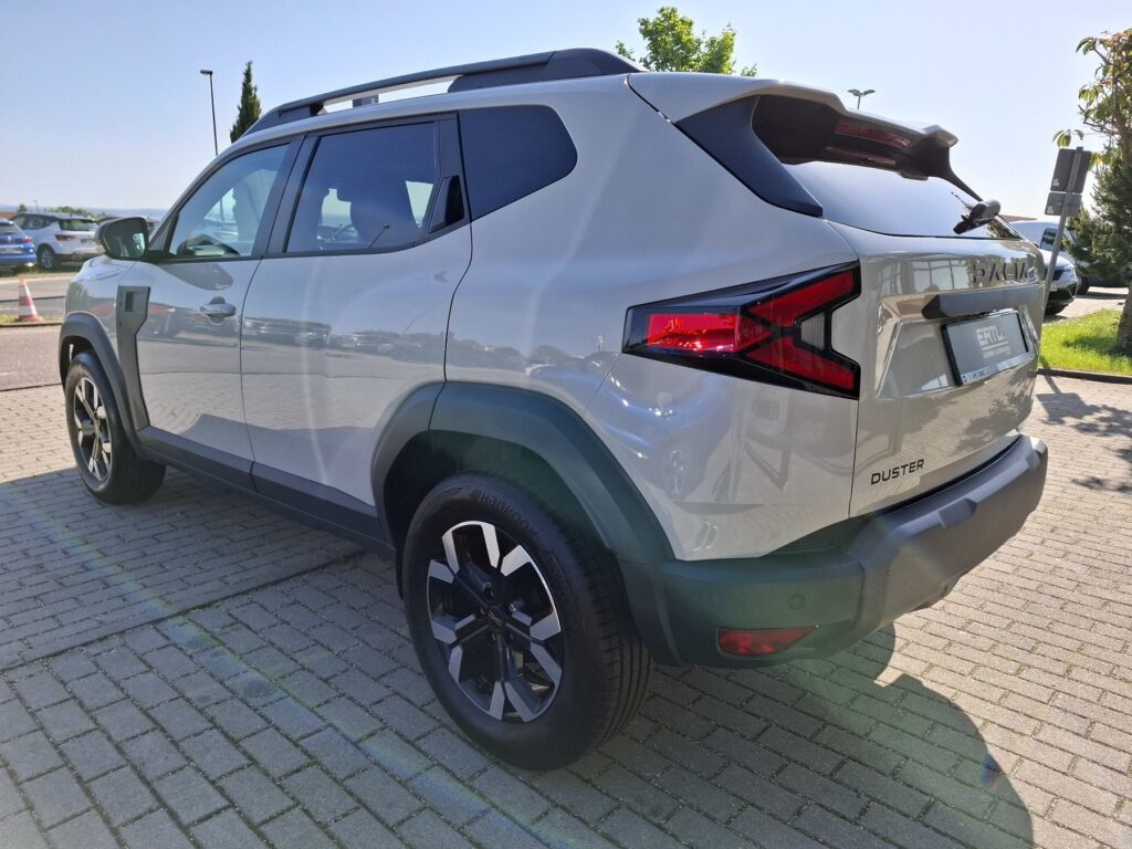 Dacia Duster Exposé-Bild 8
