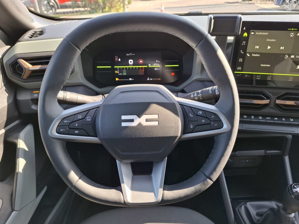 Dacia Duster Exposé-Bild 20