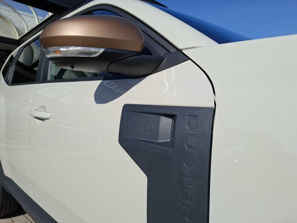 Dacia Duster Exposé-Bild 37