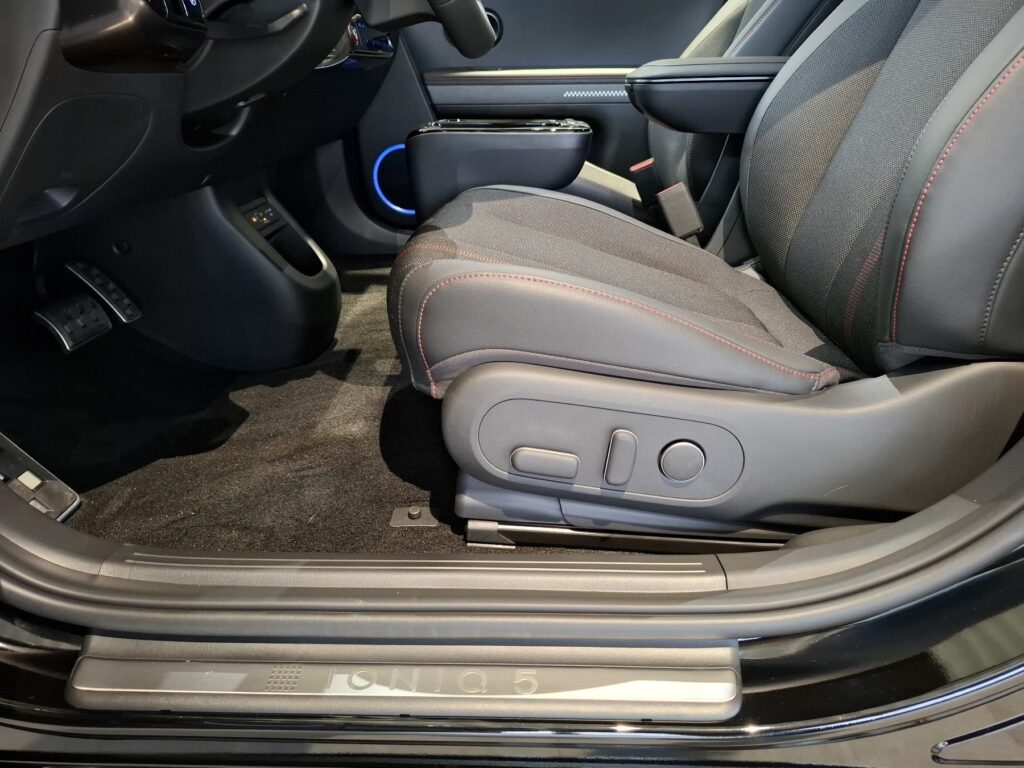HYUNDAI IONIQ 5 Exposé-Bild 31