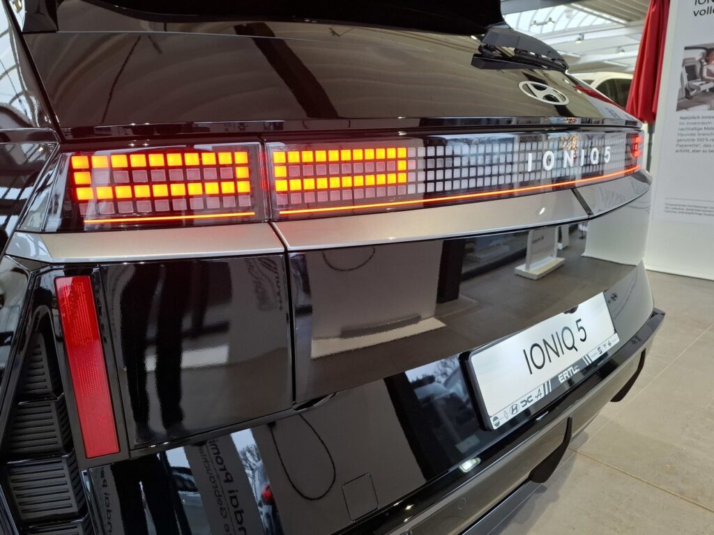 HYUNDAI IONIQ 5 Exposé-Bild 40