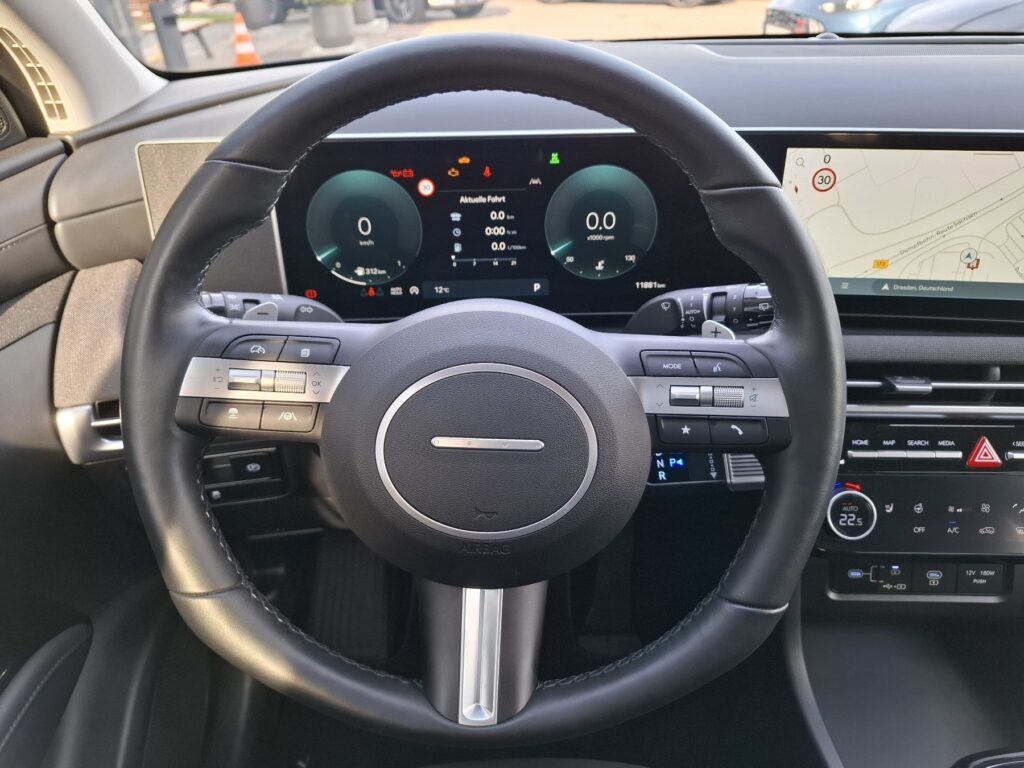 HYUNDAI TUCSON Exposé-Bild 20