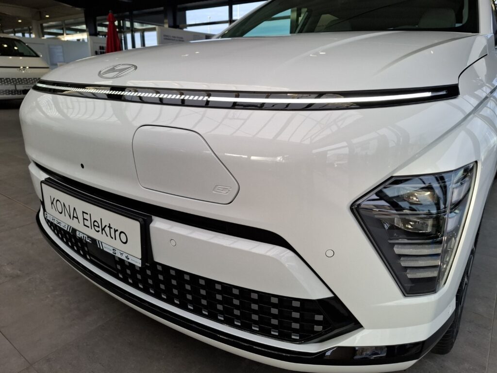 HYUNDAI KONA Elektro Exposé-Bild 35