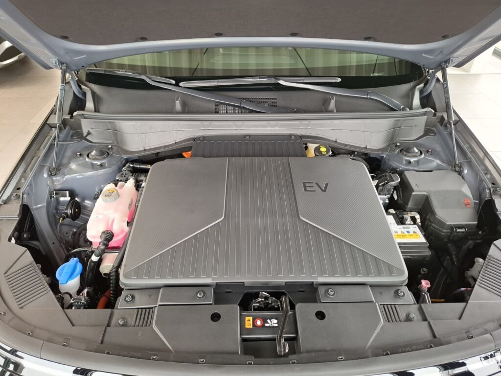 HYUNDAI KONA Elektro Exposé-Bild 35