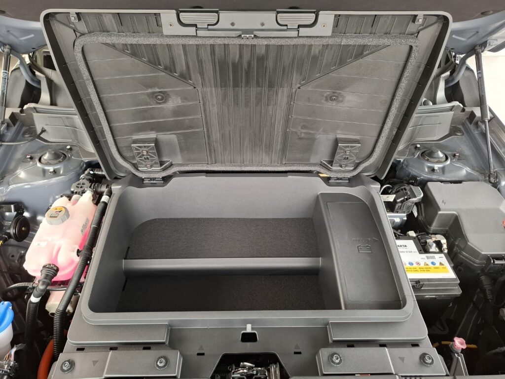 HYUNDAI KONA Elektro Exposé-Bild 36