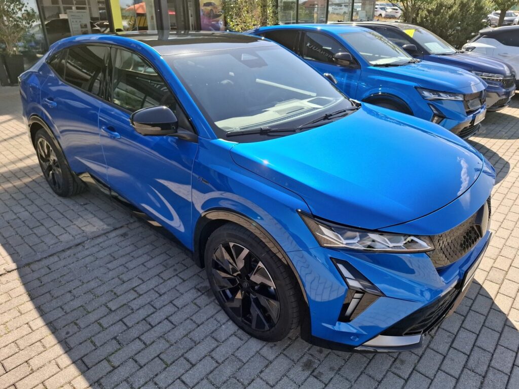 Renault Rafale Exposé-Bild 5