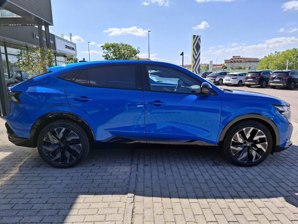 Renault Rafale Exposé-Bild 6