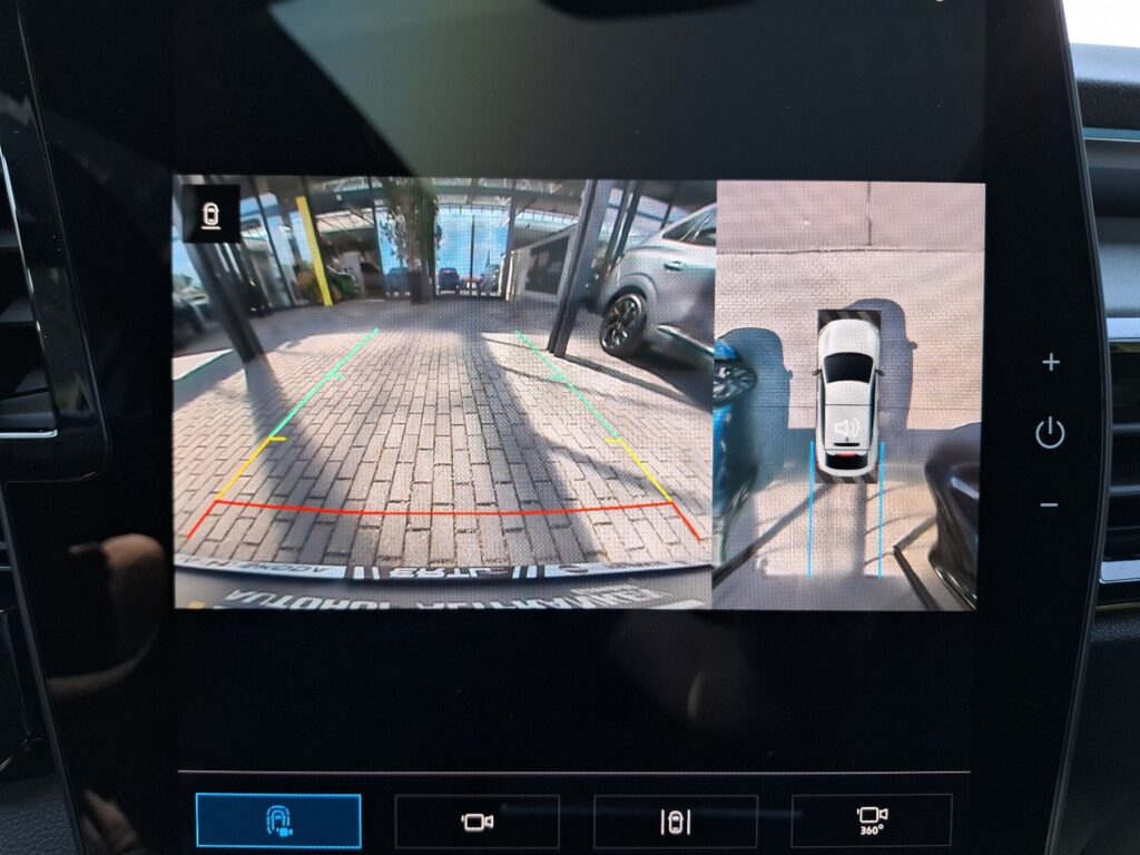 Renault Rafale Exposé-Bild 27