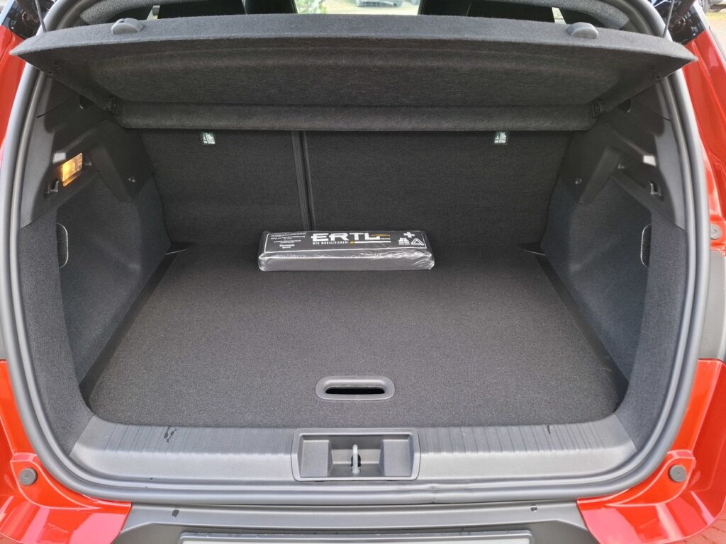 Renault Captur Exposé-Bild 11