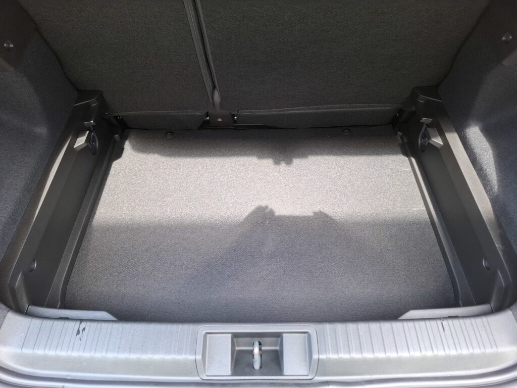 Renault Captur Exposé-Bild 12