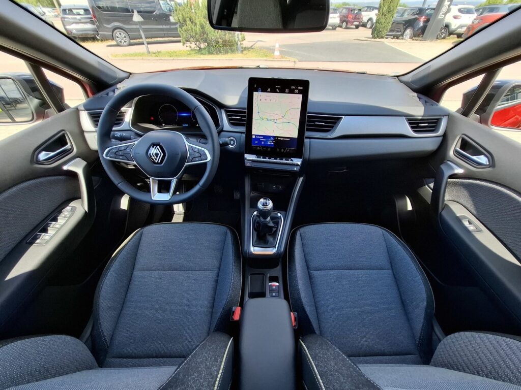 Renault Captur Exposé-Bild 19