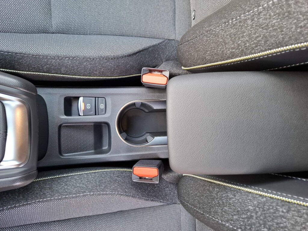 Renault Captur Exposé-Bild 26