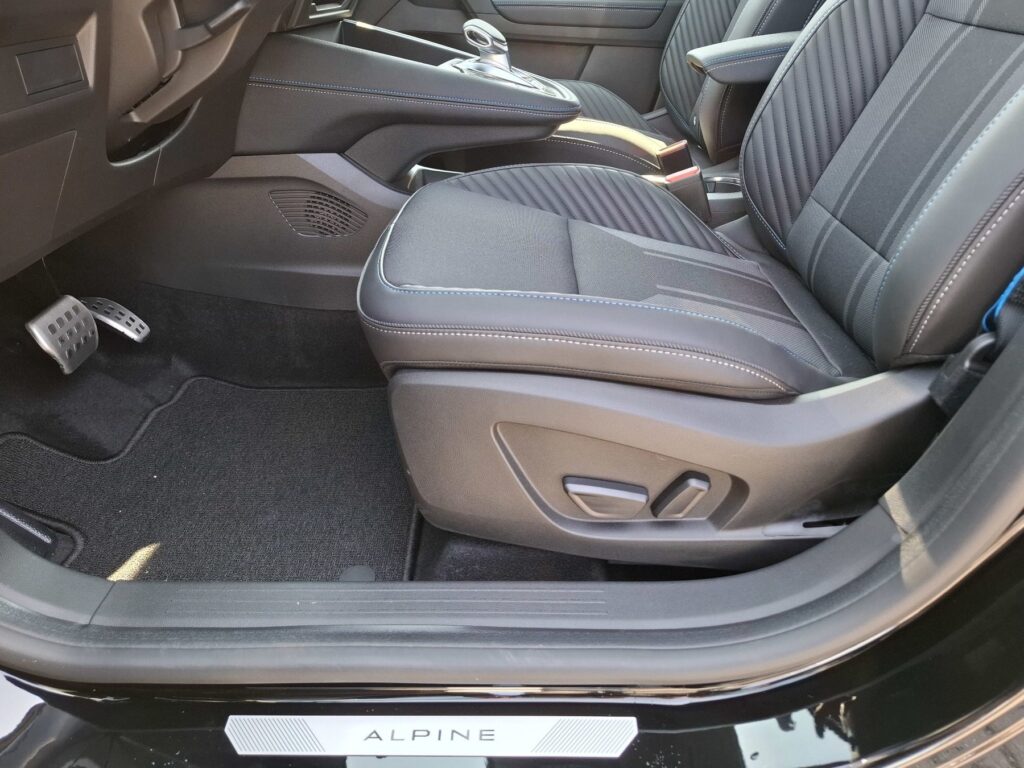 Renault Captur Exposé-Bild 31