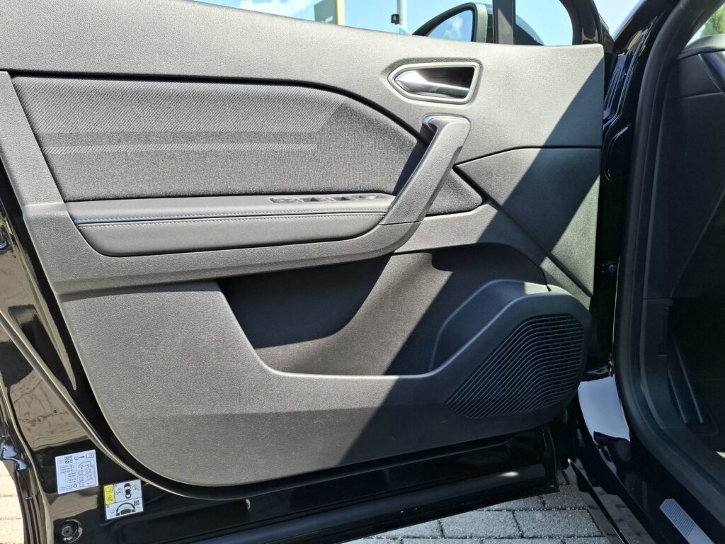 Renault Captur Exposé-Bild 32