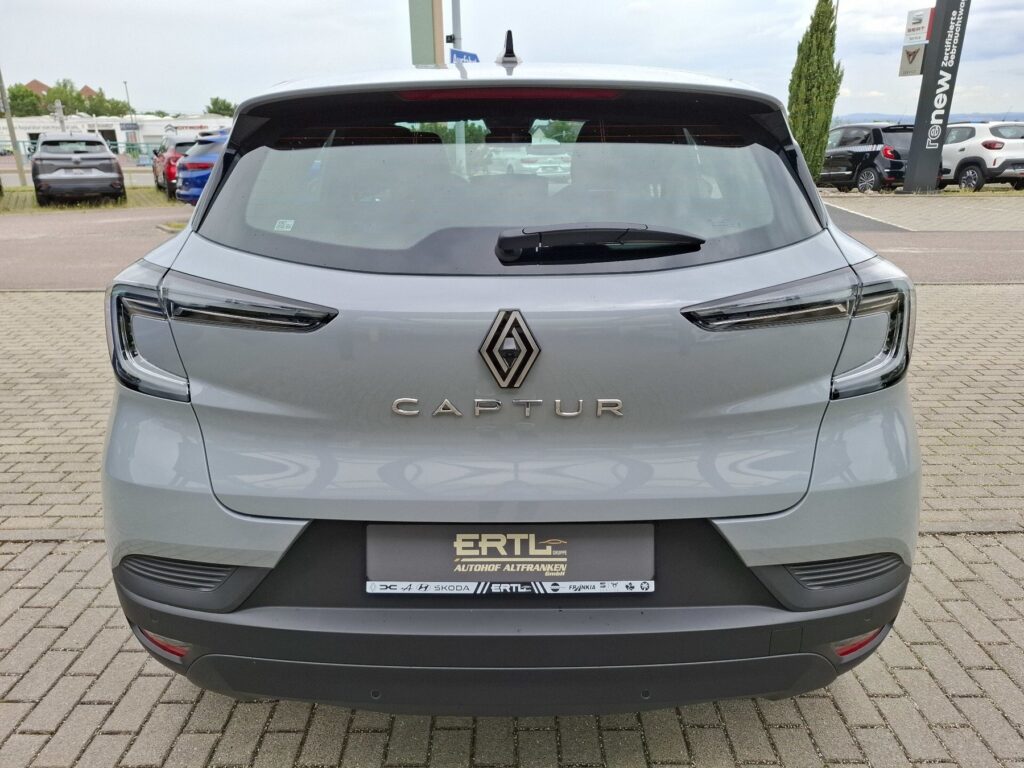Renault Captur Exposé-Bild 9