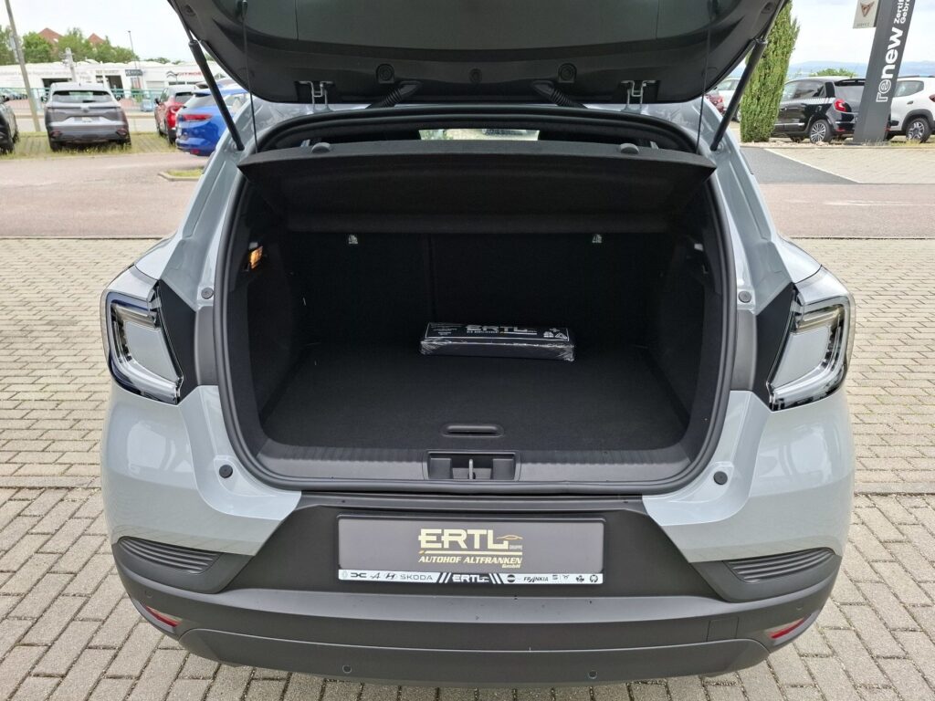 Renault Captur Exposé-Bild 10