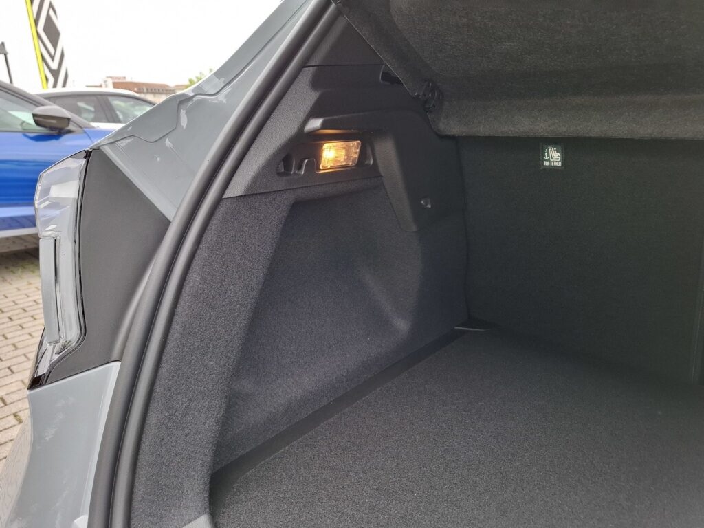 Renault Captur Exposé-Bild 14