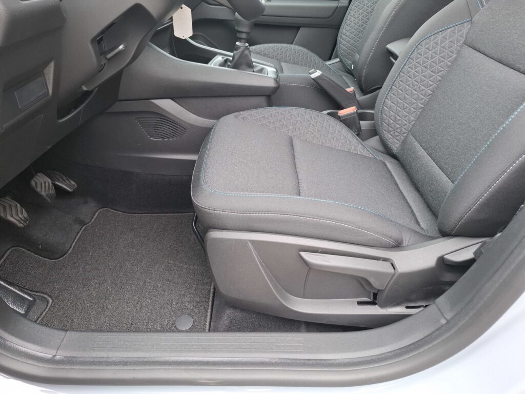 Renault Captur Exposé-Bild 33