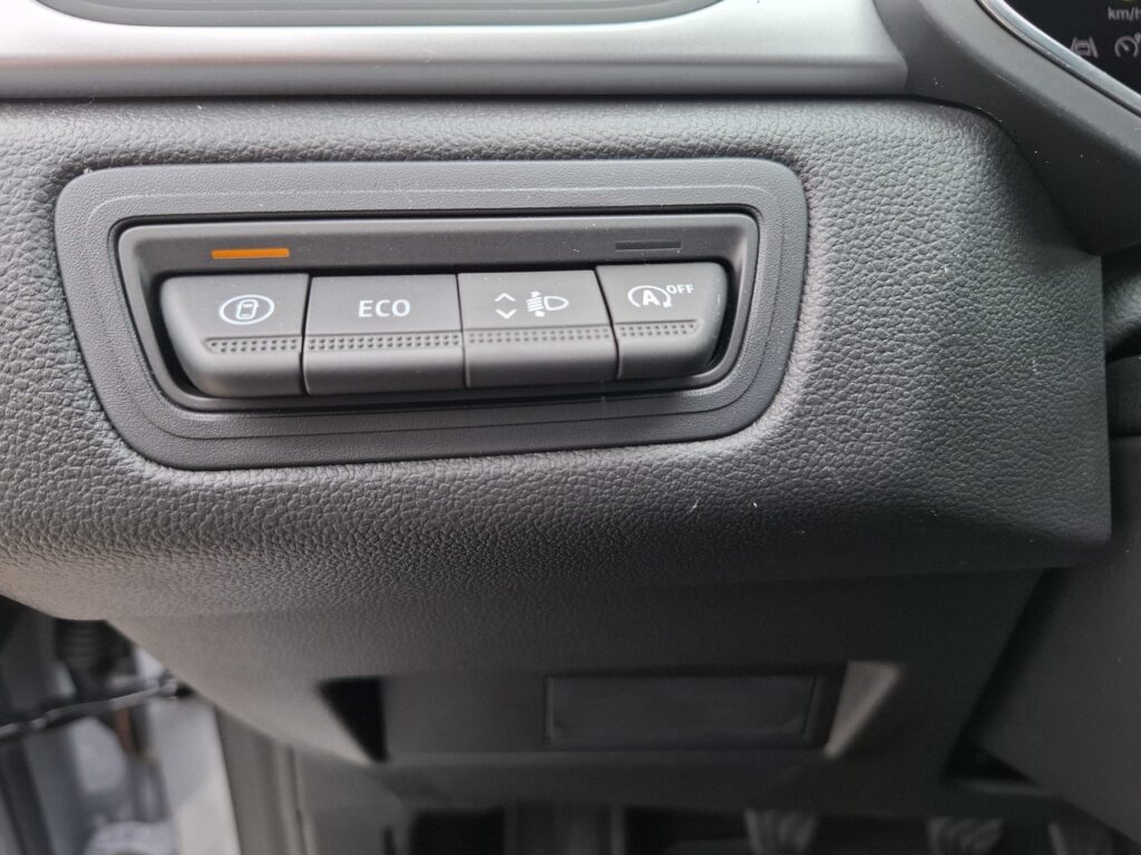 Renault Captur Exposé-Bild 36