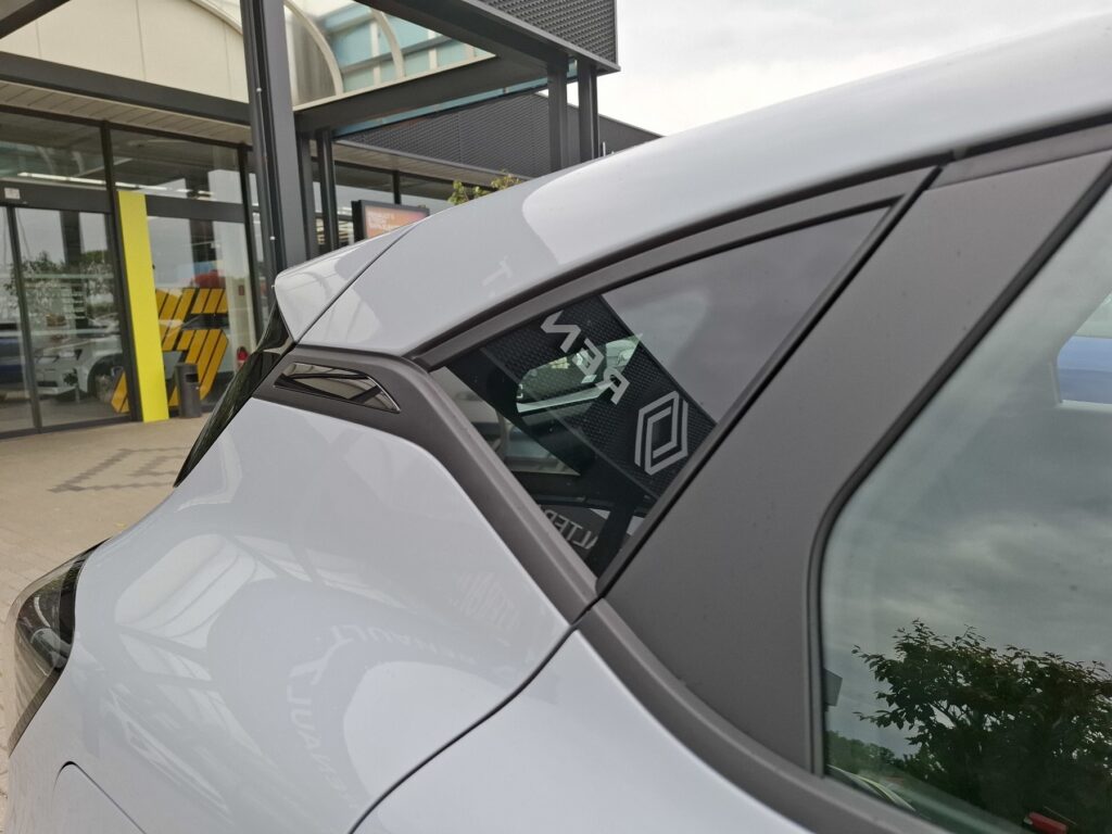 Renault Captur Exposé-Bild 42