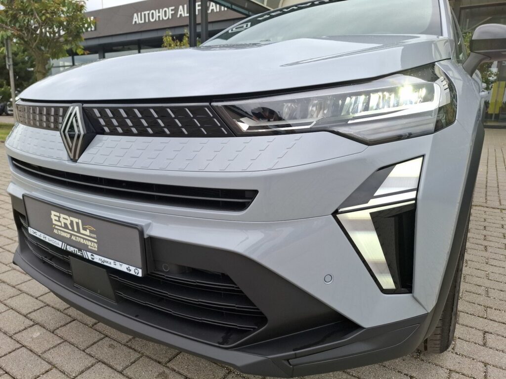 Renault Captur Exposé-Bild 44