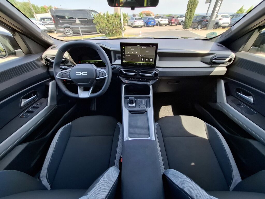 Dacia Bigster Exposé-Bild 19