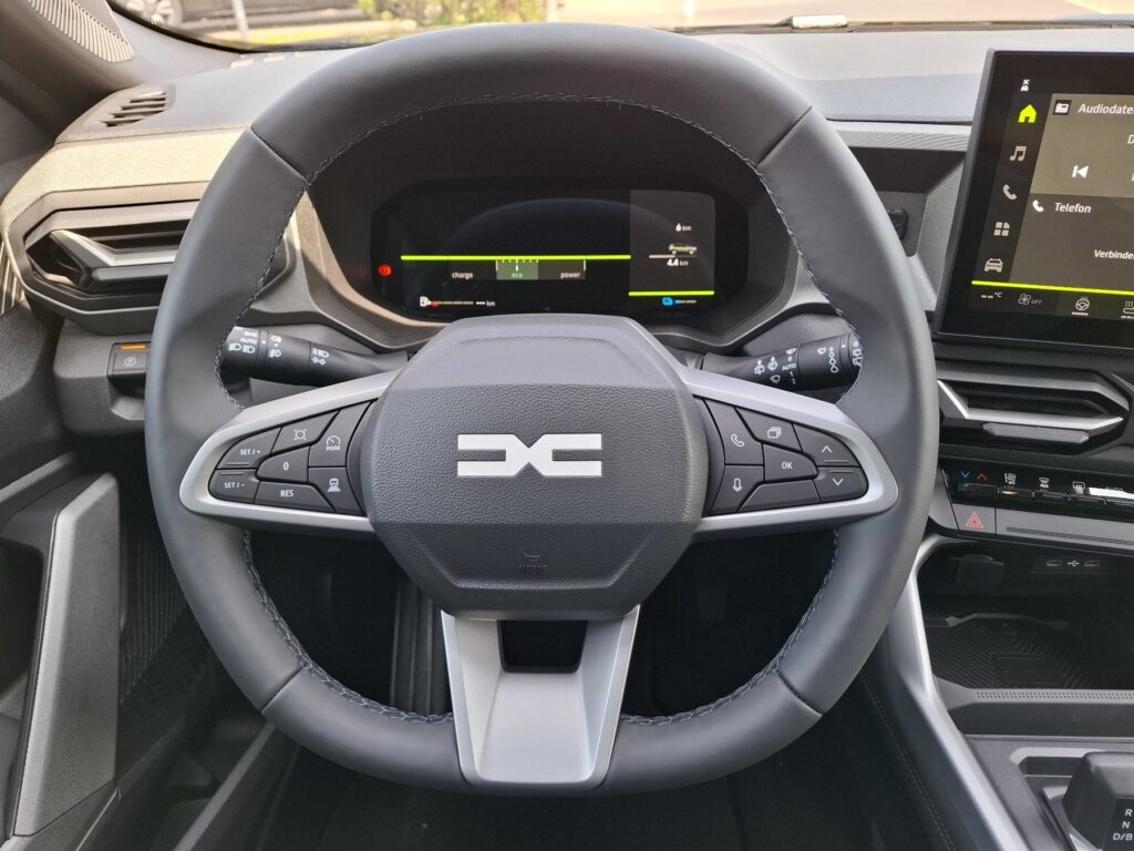 Dacia Bigster Exposé-Bild 21