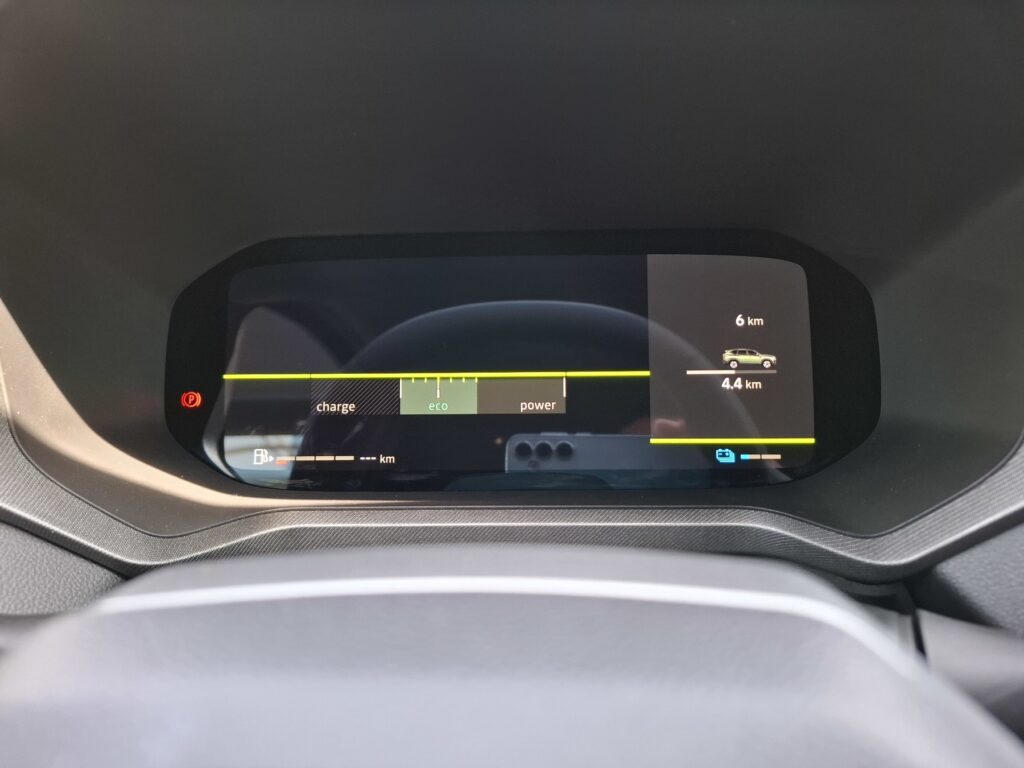 Dacia Bigster Exposé-Bild 22