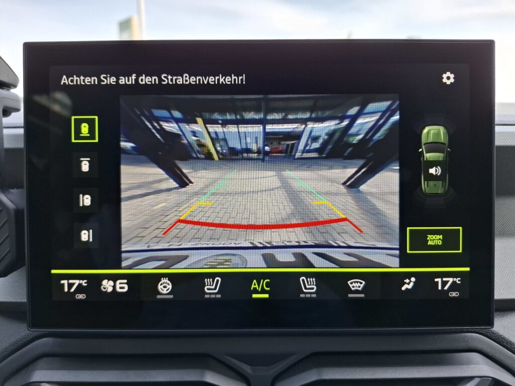 Dacia Bigster Exposé-Bild 26