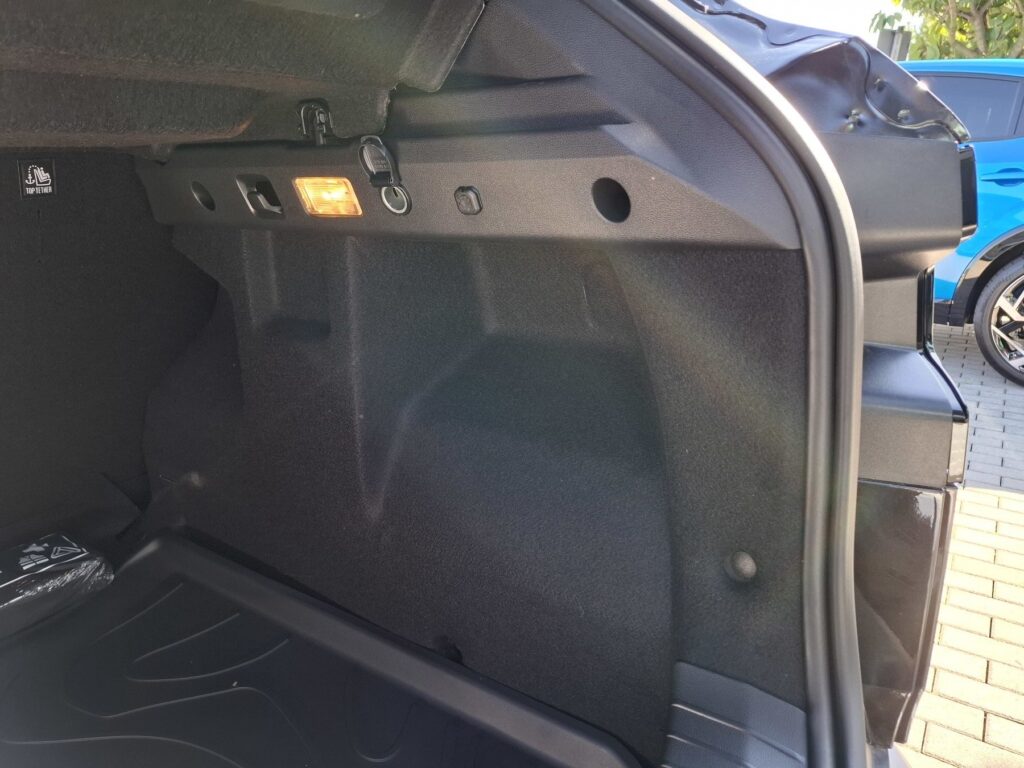 Dacia Duster Exposé-Bild 12