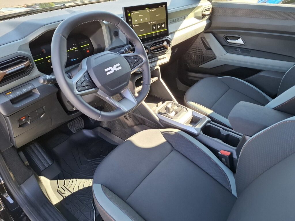 Dacia Duster Exposé-Bild 18