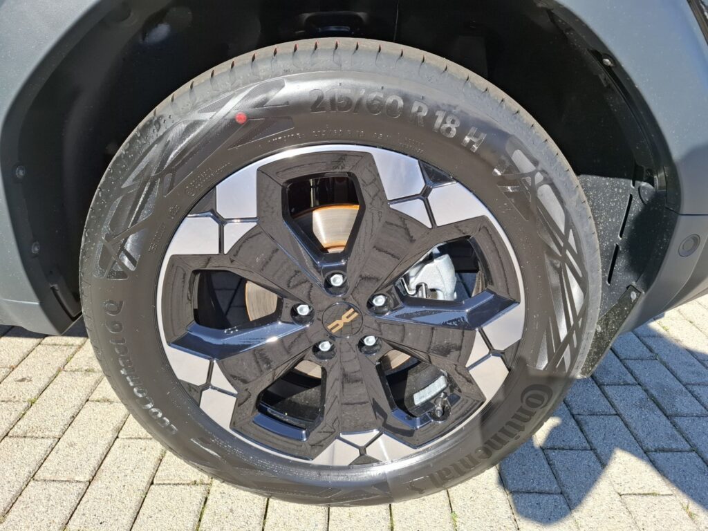 Dacia Duster Exposé-Bild 37