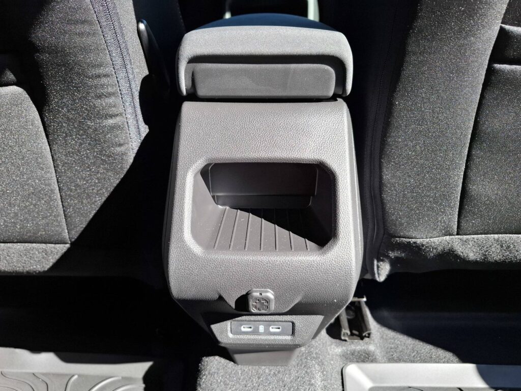 Dacia Duster Exposé-Bild 15