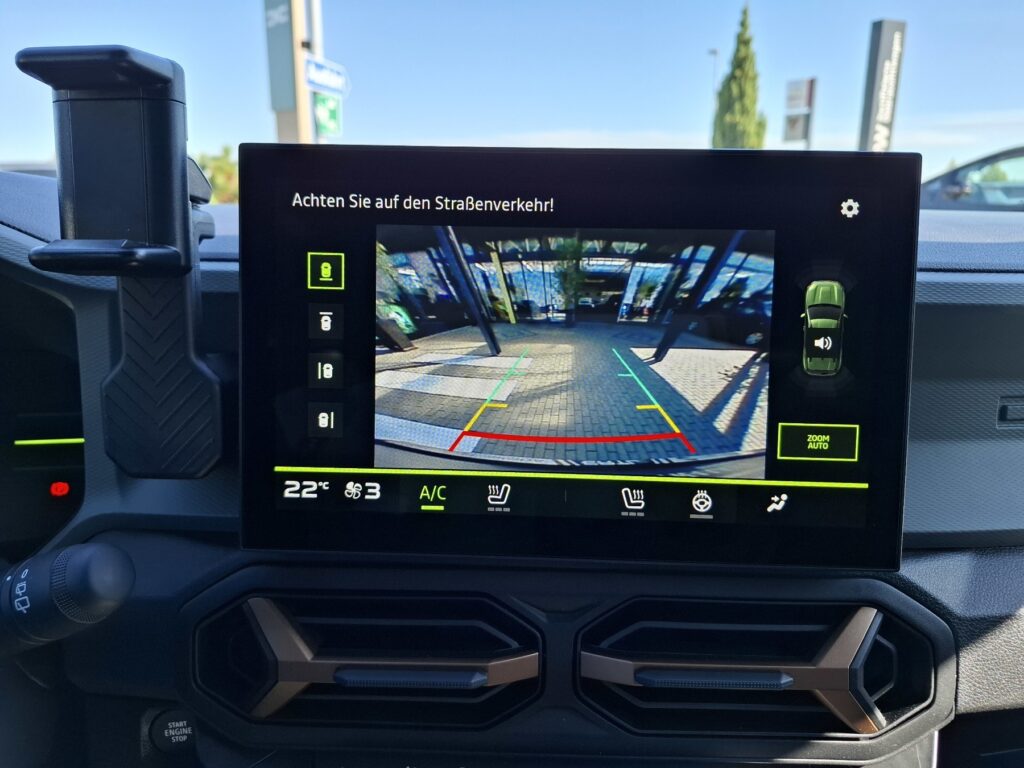 Dacia Duster Exposé-Bild 24