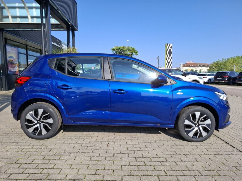 Dacia Sandero Exposé-Bild 6