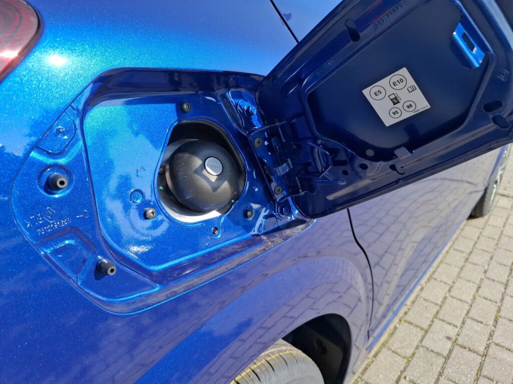 Dacia Sandero Exposé-Bild 35