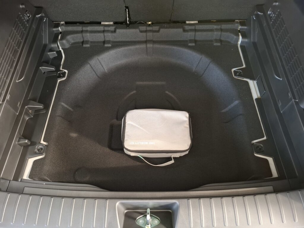 HYUNDAI KONA Exposé-Bild 11