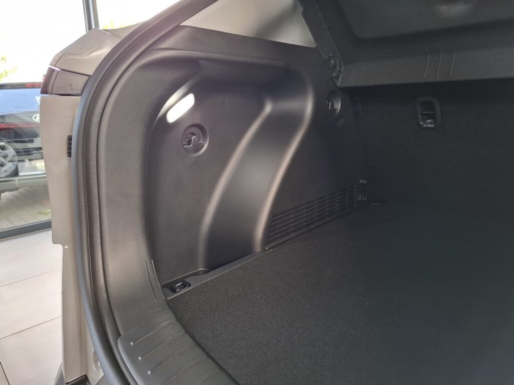 HYUNDAI KONA Exposé-Bild 12