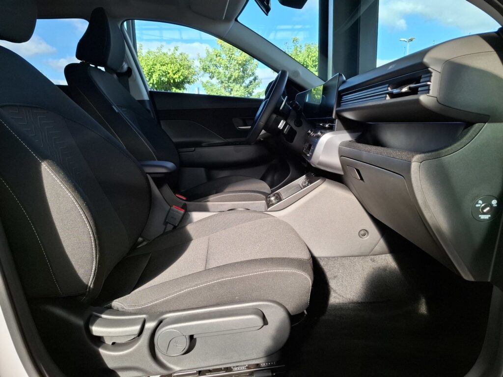 HYUNDAI KONA Exposé-Bild 14