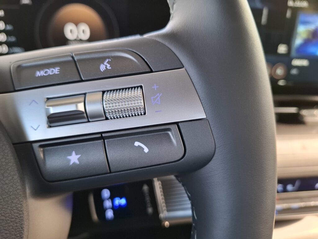 HYUNDAI KONA Exposé-Bild 23