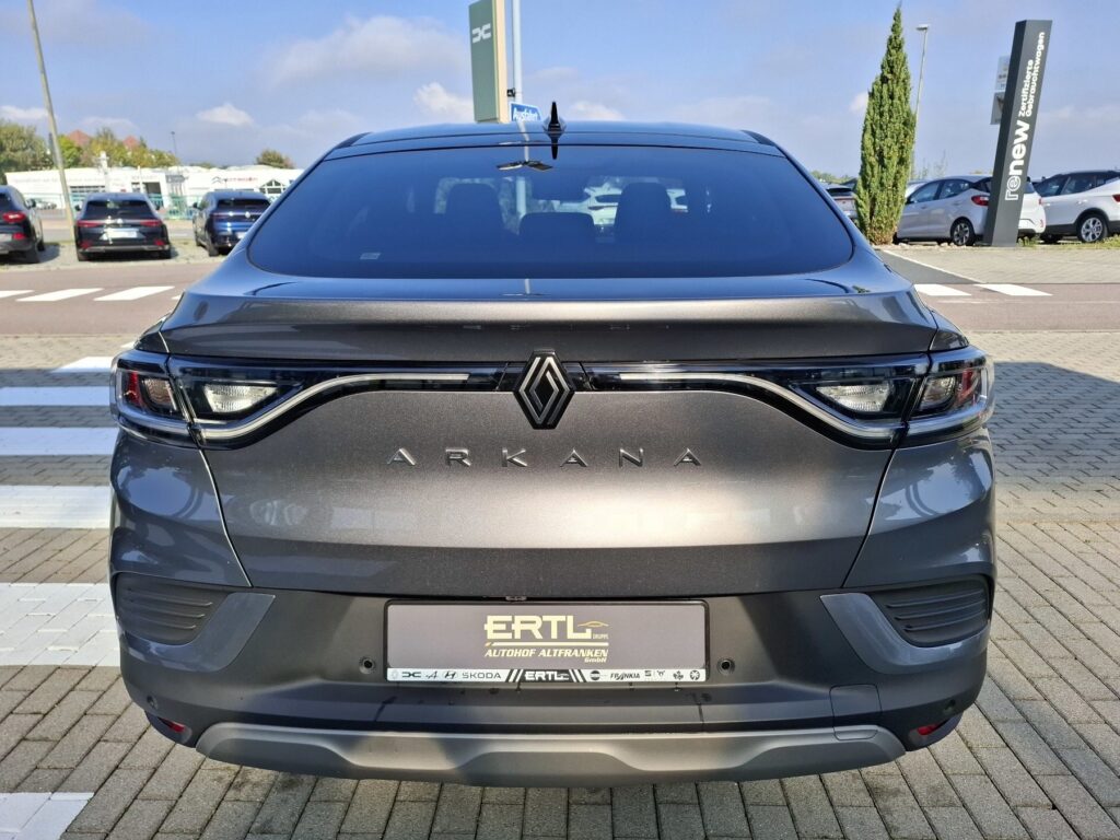 Renault Arkana Exposé-Bild 8