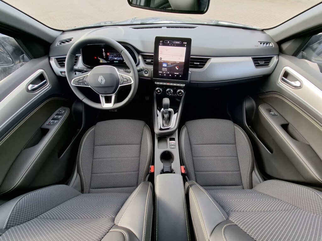 Renault Arkana Exposé-Bild 19