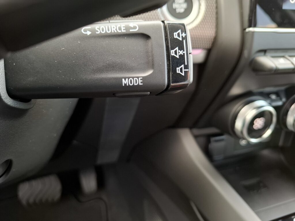 Renault Arkana Exposé-Bild 25