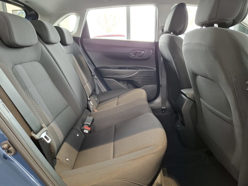 HYUNDAI i20 Exposé-Bild 13