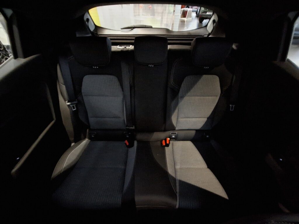 Renault Clio Exposé-Bild 15