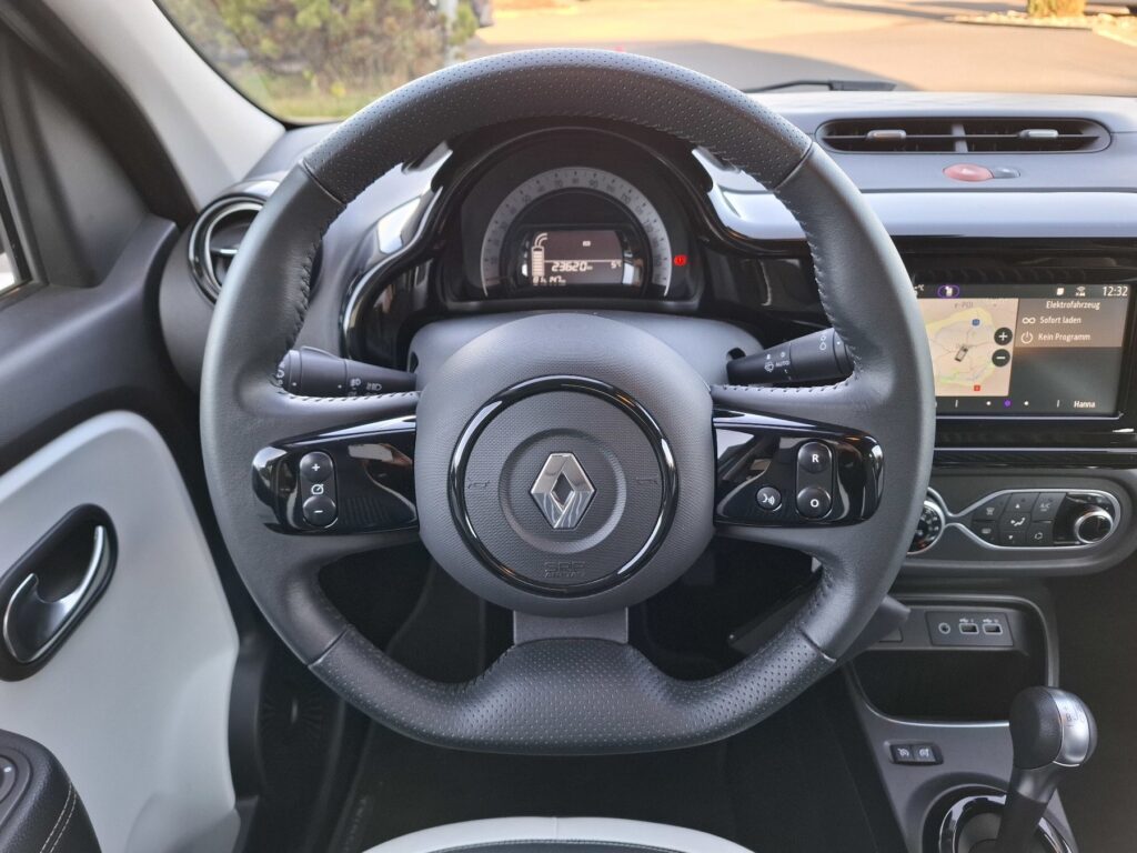 Renault Twingo Exposé-Bild 18