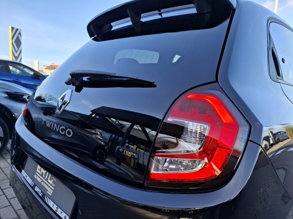 Renault Twingo Exposé-Bild 39