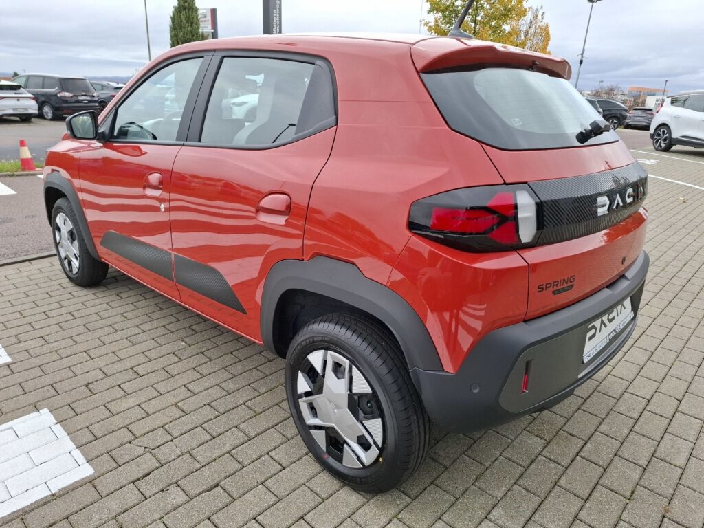 Dacia Spring Exposé-Bild 7
