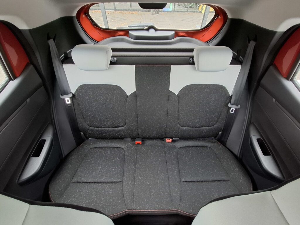 Dacia Spring Exposé-Bild 12