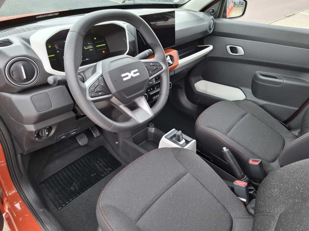 Dacia Spring Exposé-Bild 14